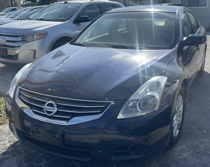 2012 NISSAN Altima