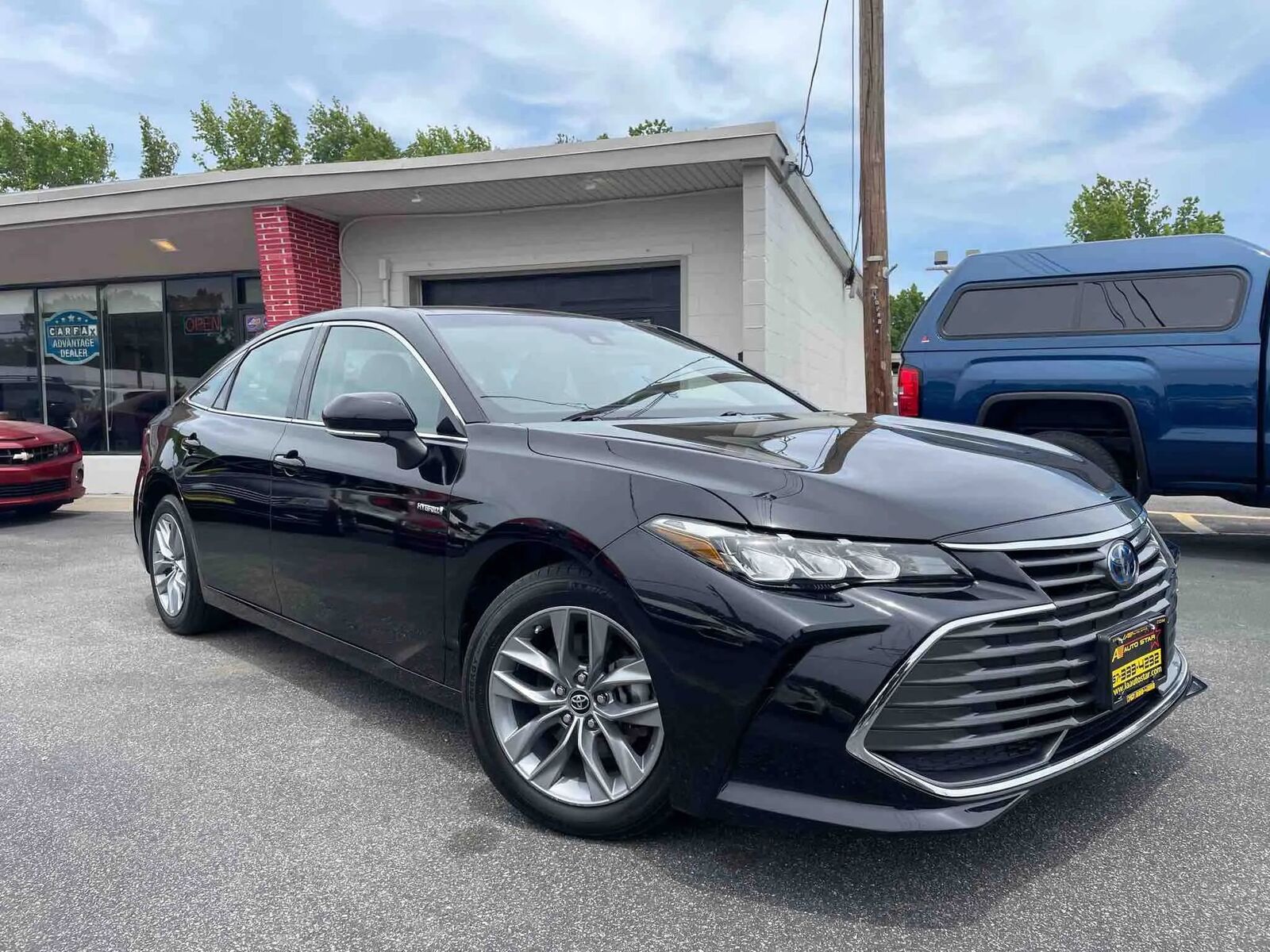 2019 TOYOTA Avalon