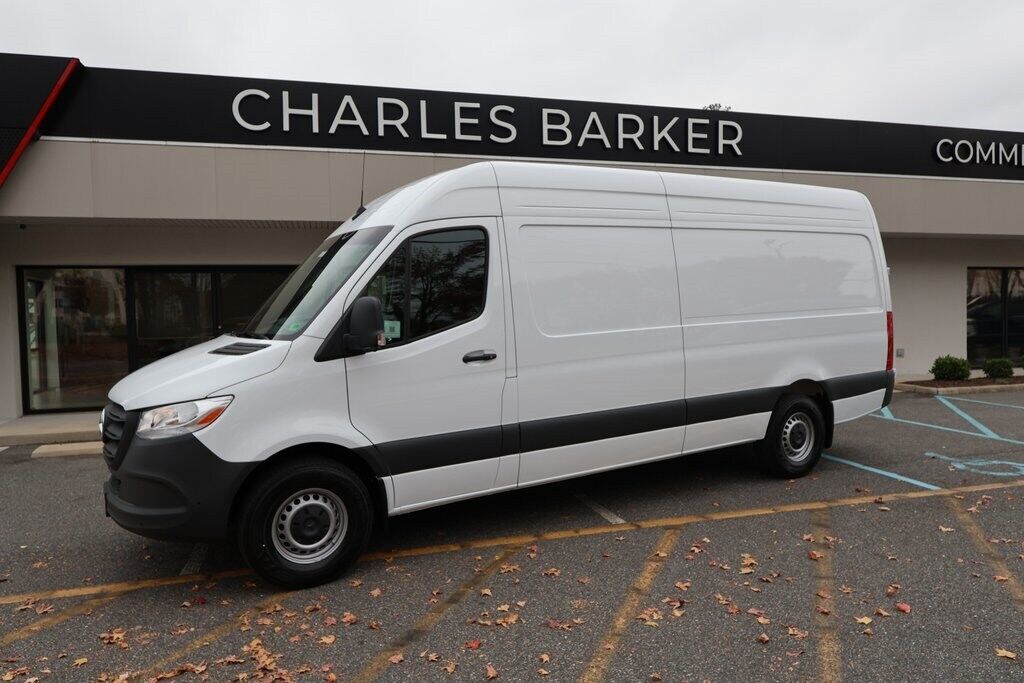 2026 MERCEDES-BENZ Sprinter