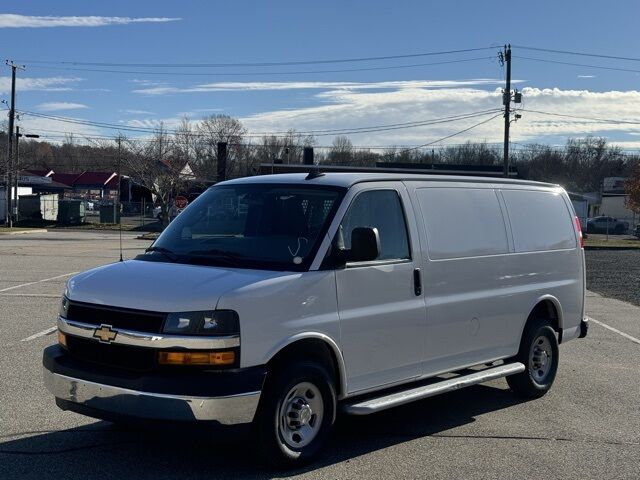 2024 CHEVROLET Express