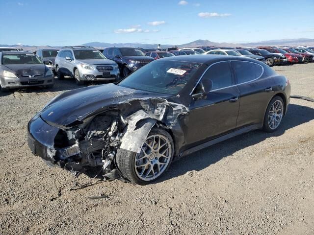 PORSCHE