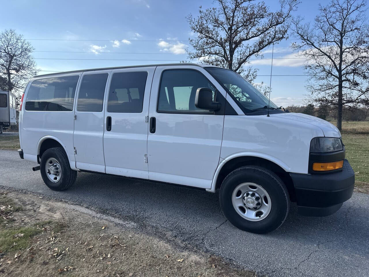 2020 CHEVROLET Express