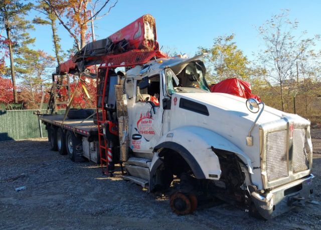 2019 KENWORTH T880