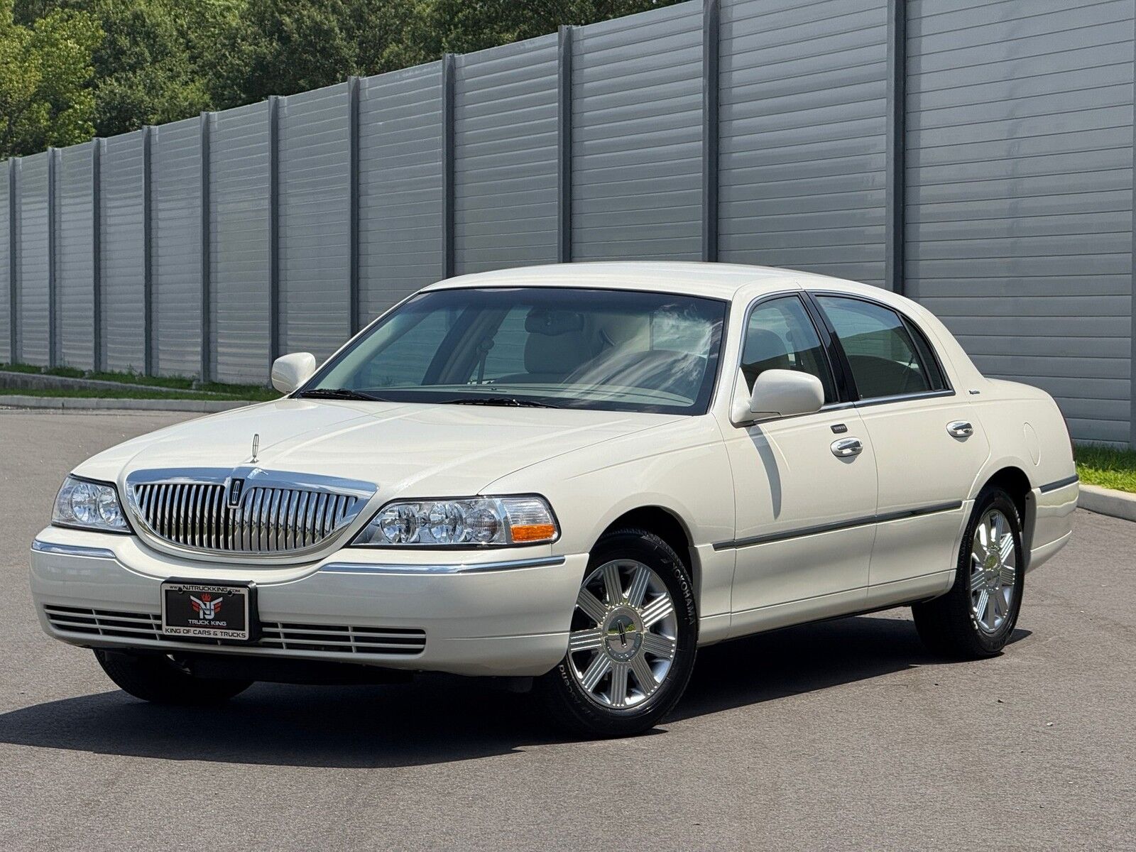 Lincoln Town Car