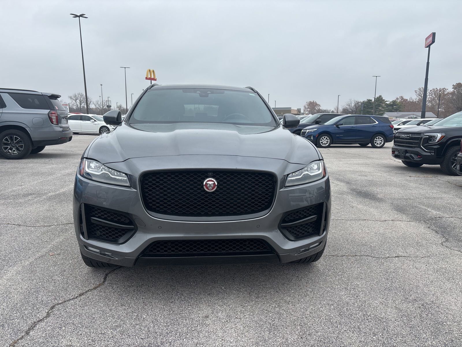 2019 JAGUAR F-Pace
