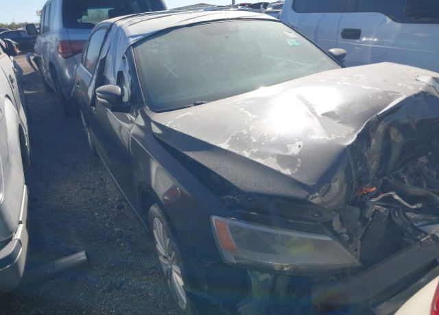 2012 VOLKSWAGEN Jetta