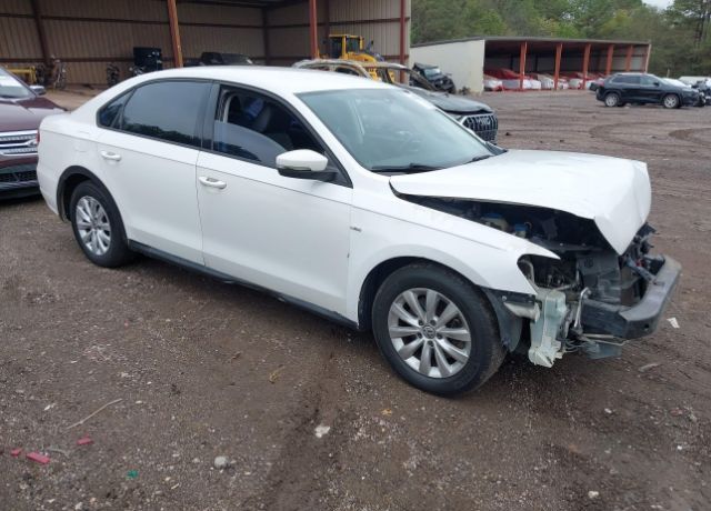 2015 VOLKSWAGEN Passat