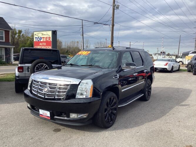 2011 CADILLAC Escalade