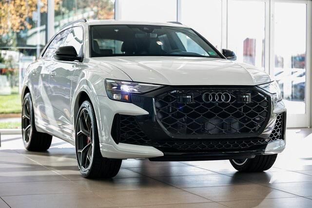 2026 AUDI RS Q8
