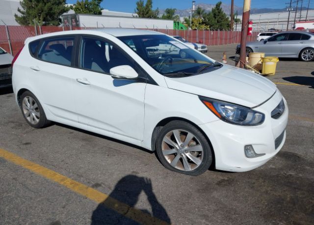 2013 HYUNDAI Accent