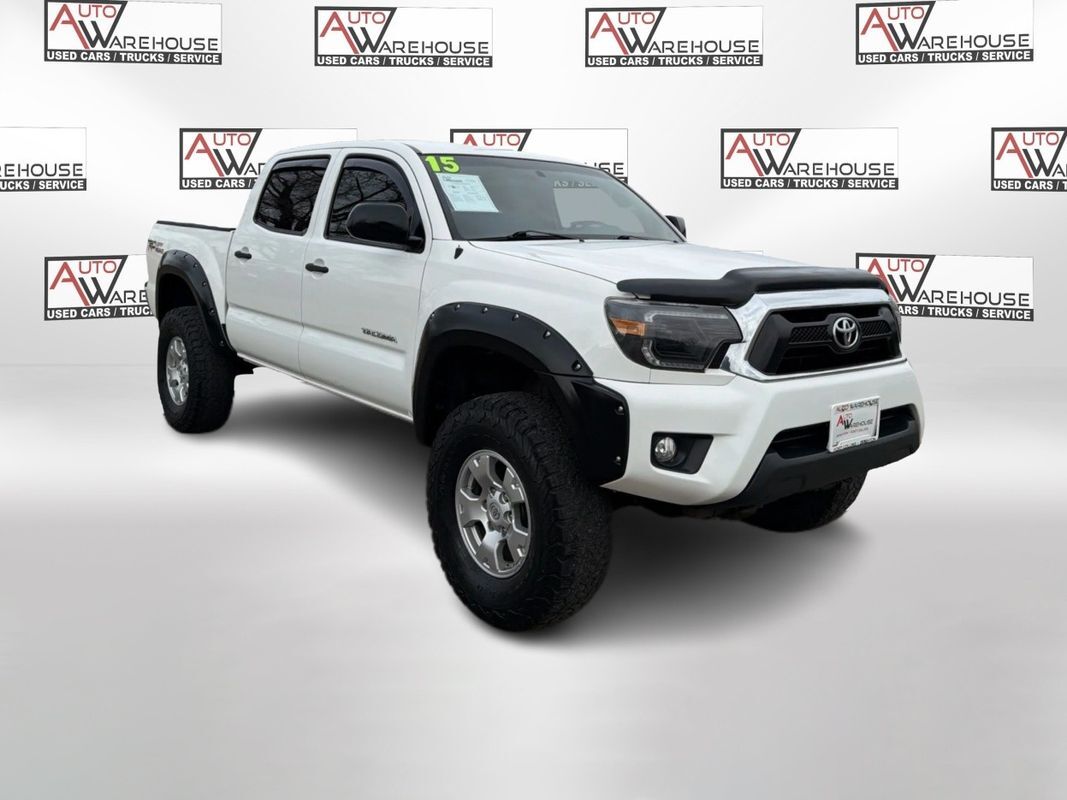 2015 TOYOTA Tacoma