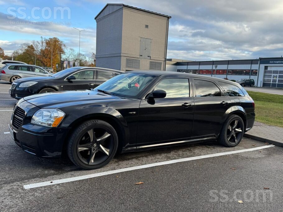 Dodge Magnum