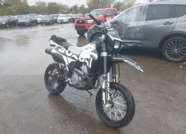 2024 SUZUKI DR-Z400SM