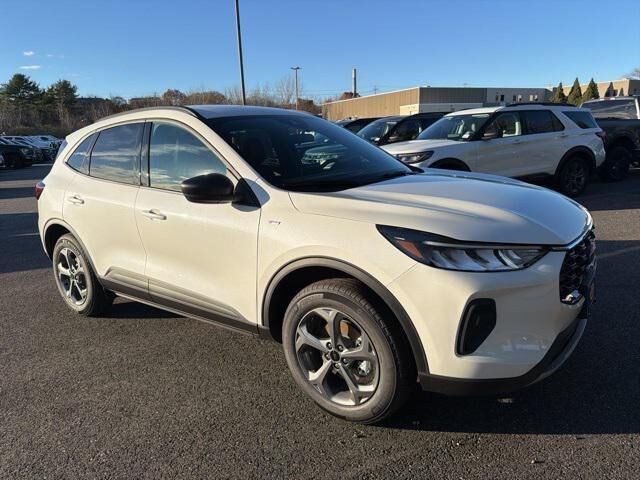 2026 FORD Escape