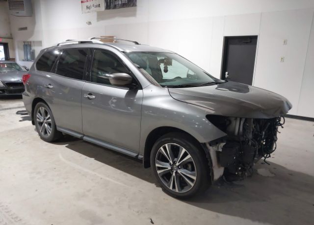 2020 NISSAN Pathfinder