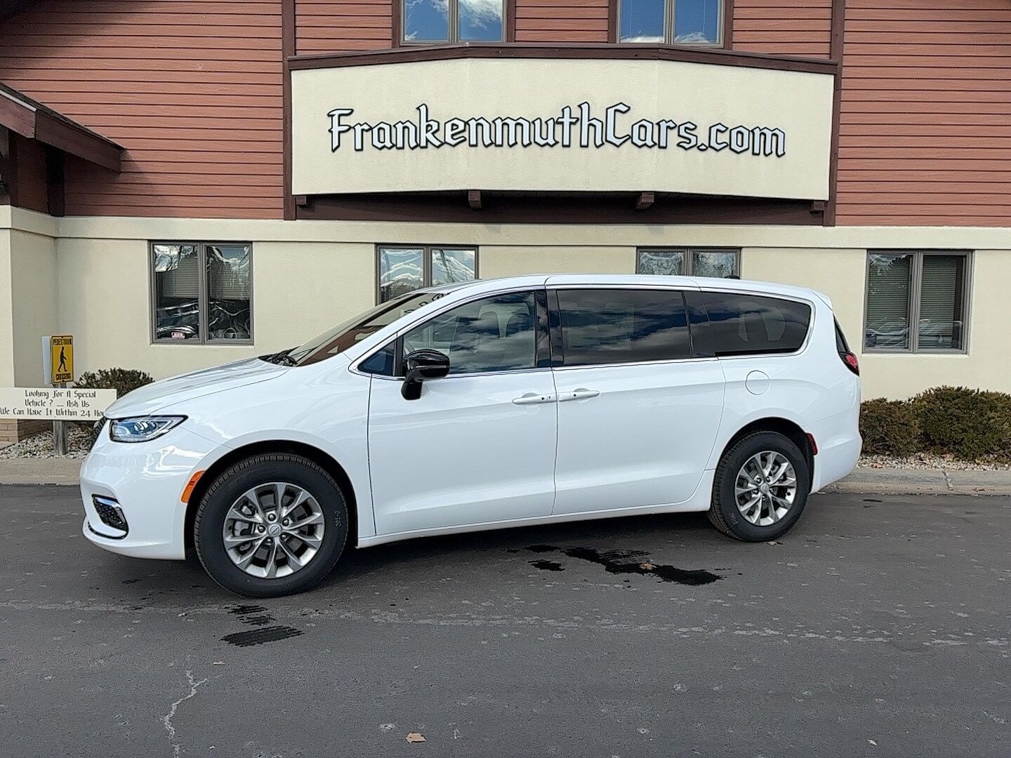 2026 CHRYSLER Pacifica