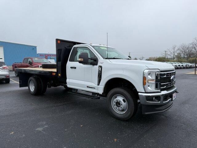 2025 FORD F-350