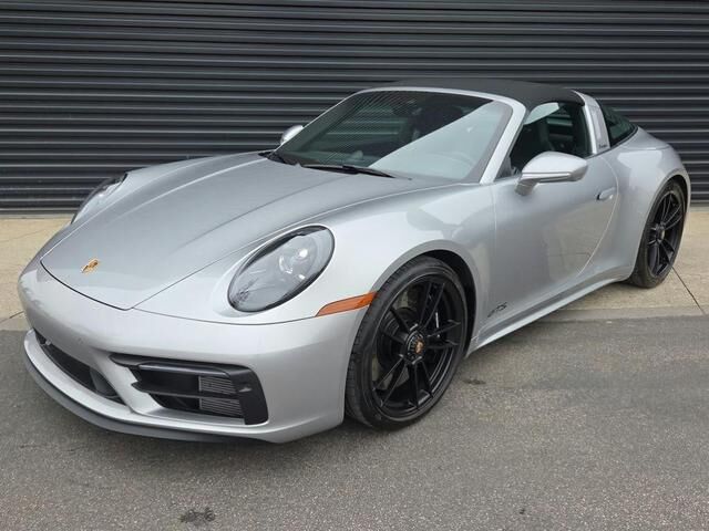 2024 PORSCHE 911