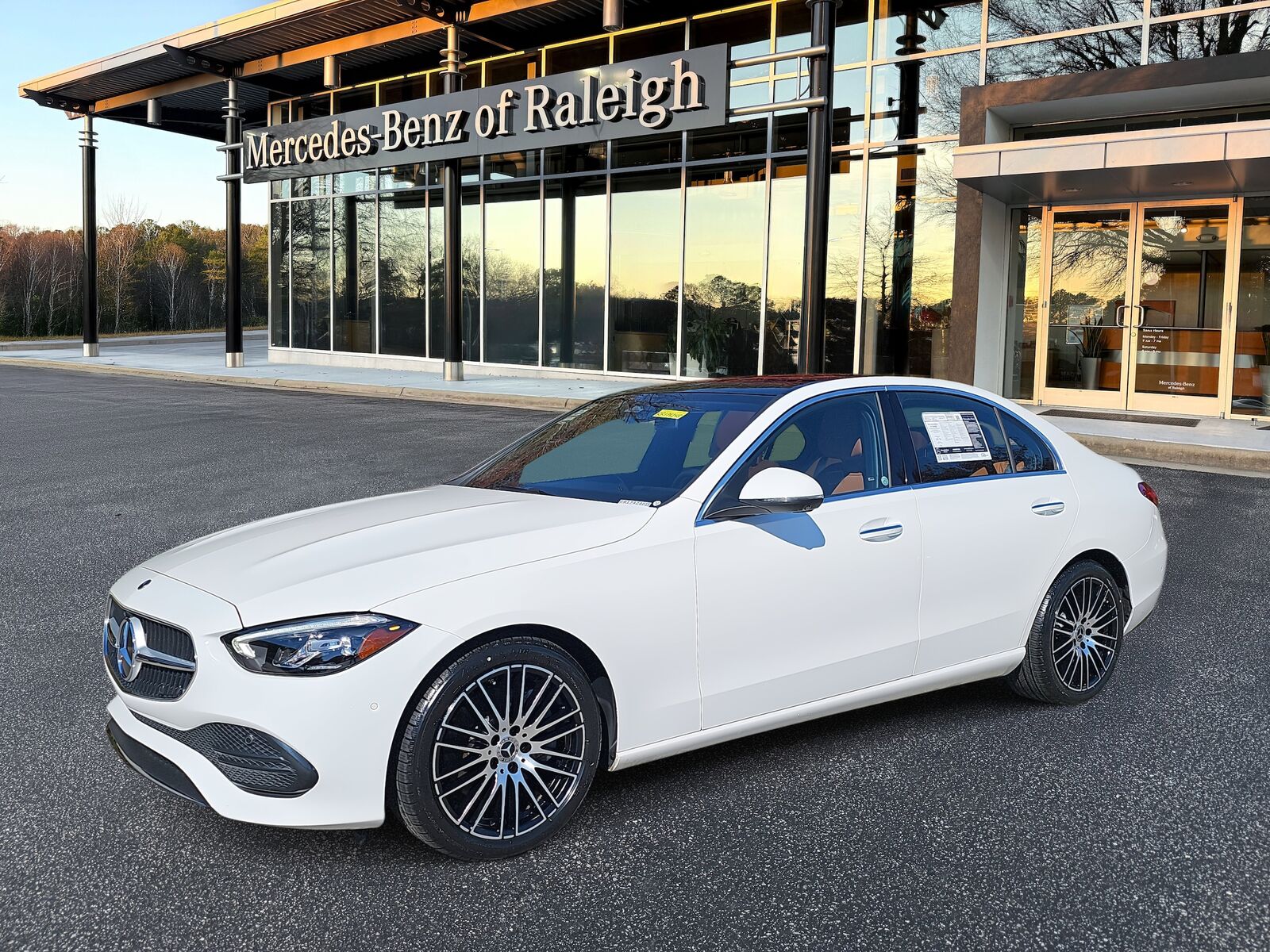 2024 MERCEDES-BENZ C-Class