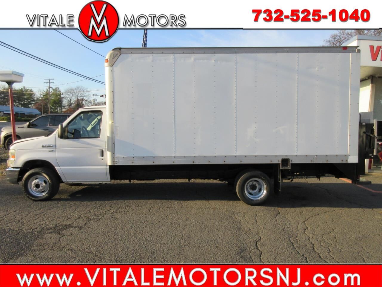 Ford E-350