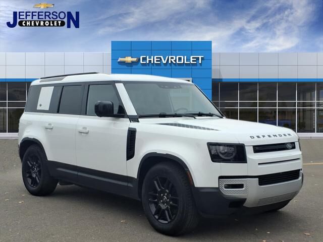 2024 LAND ROVER Defender