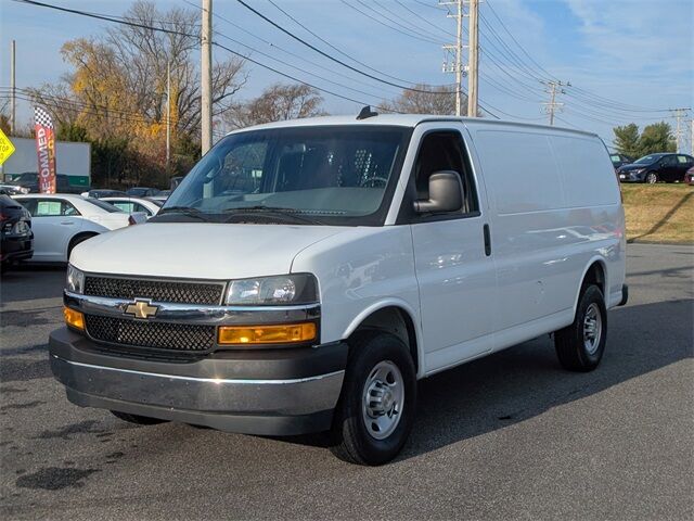 2024 CHEVROLET Express