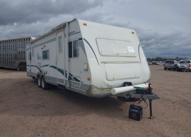 2004 FOREST RIVER Surveyor