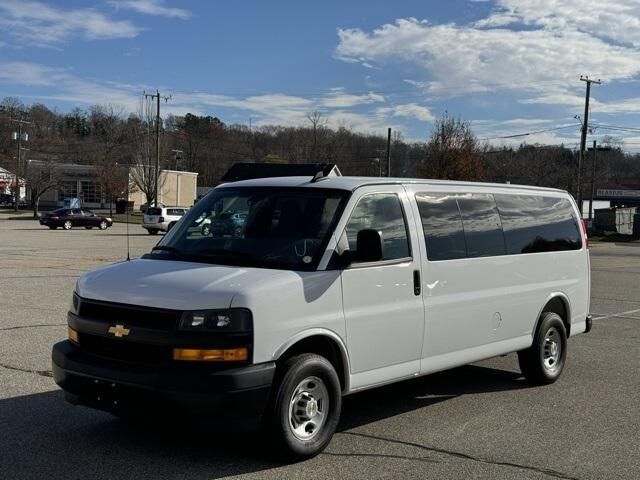 2025 CHEVROLET Express