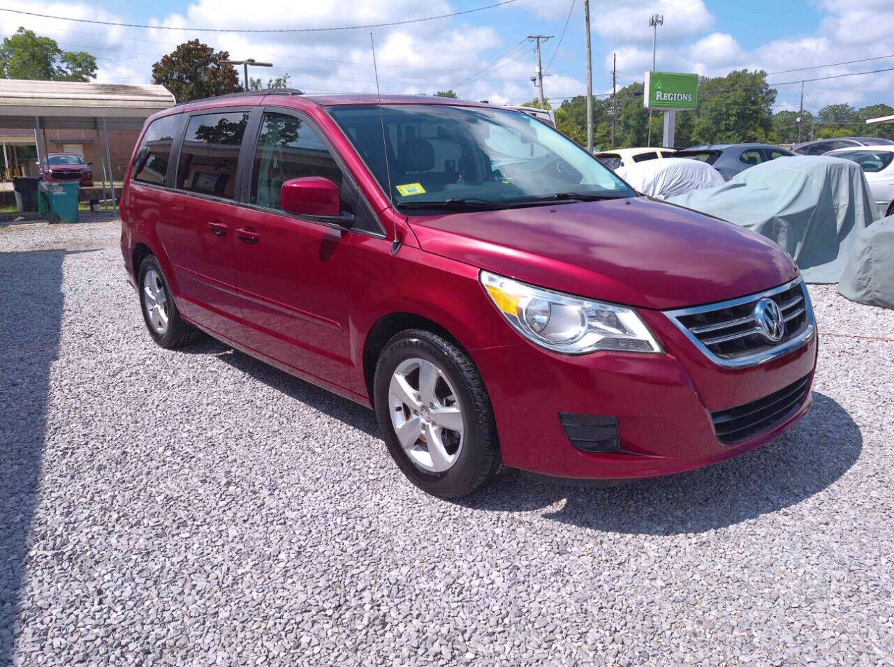 2011 VOLKSWAGEN Routan