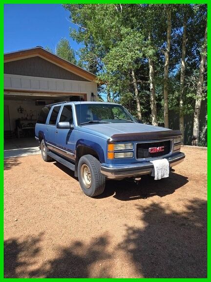GMC Suburban
