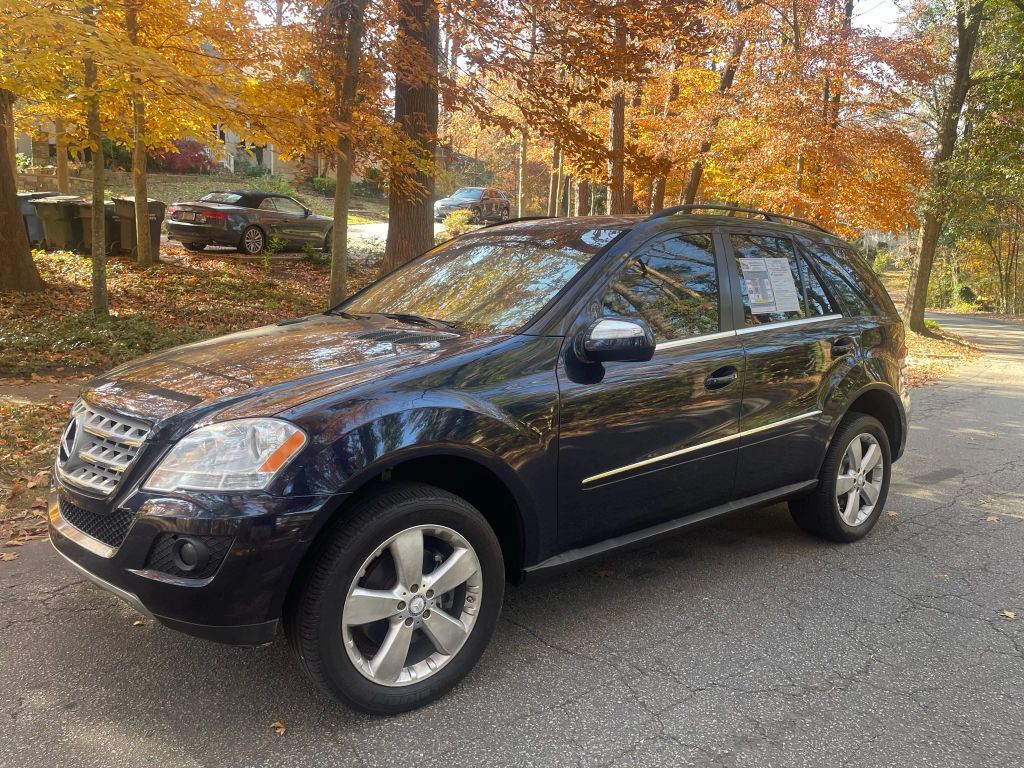 2010 MERCEDES-BENZ M-Class