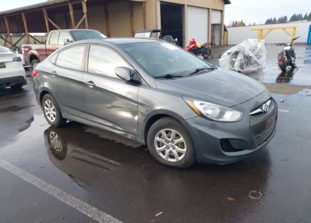 2012 HYUNDAI Accent
