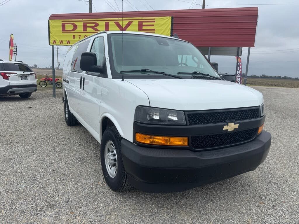 2019 CHEVROLET Express