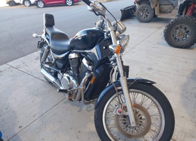Suzuki VS800