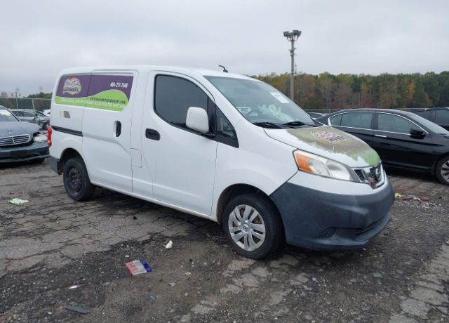 2017 NISSAN NV200