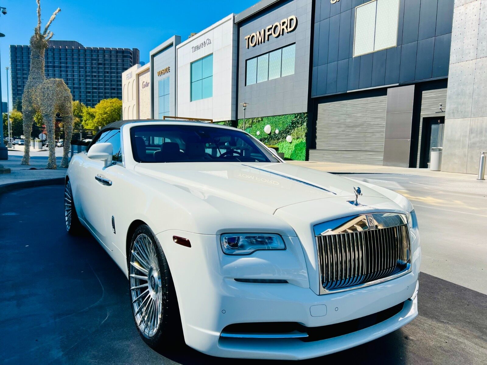 Rolls-Royce Dawn
