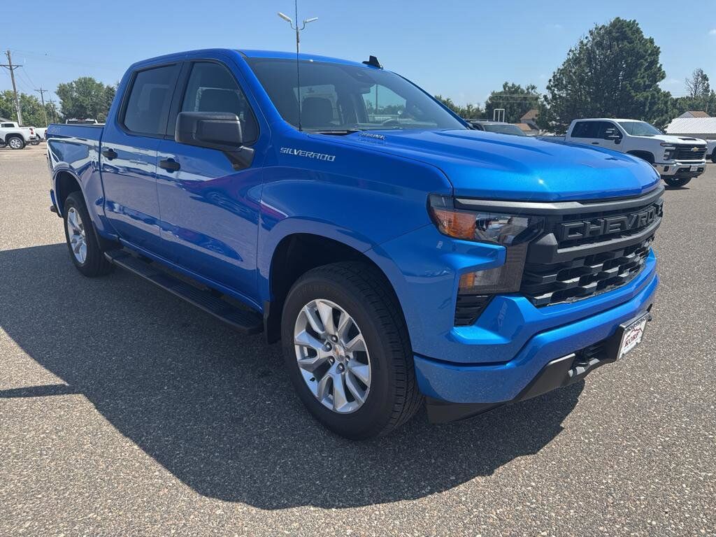 2025 CHEVROLET Silverado