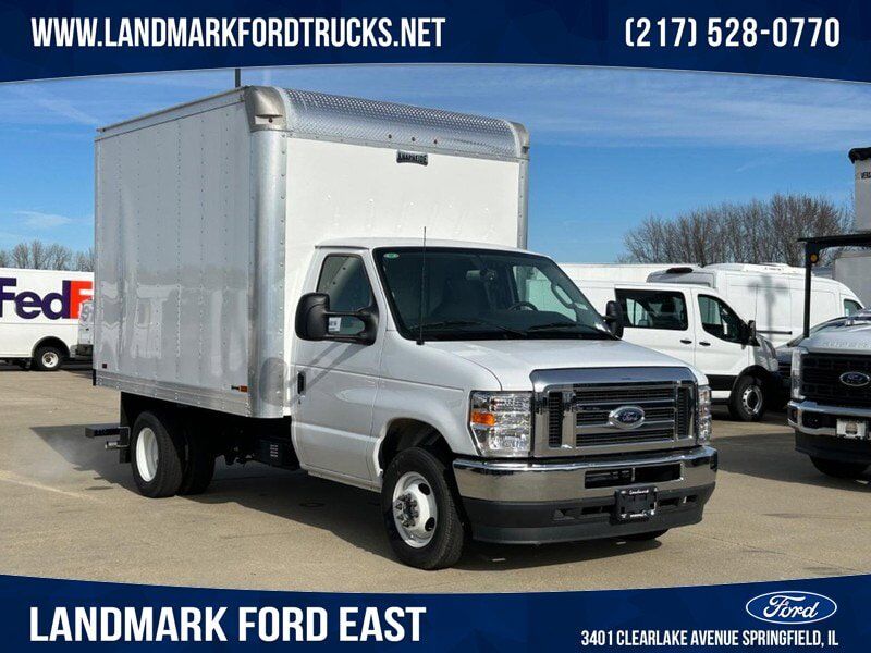 2024 FORD E-350