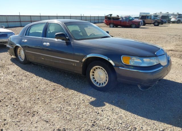 Lincoln Town Car