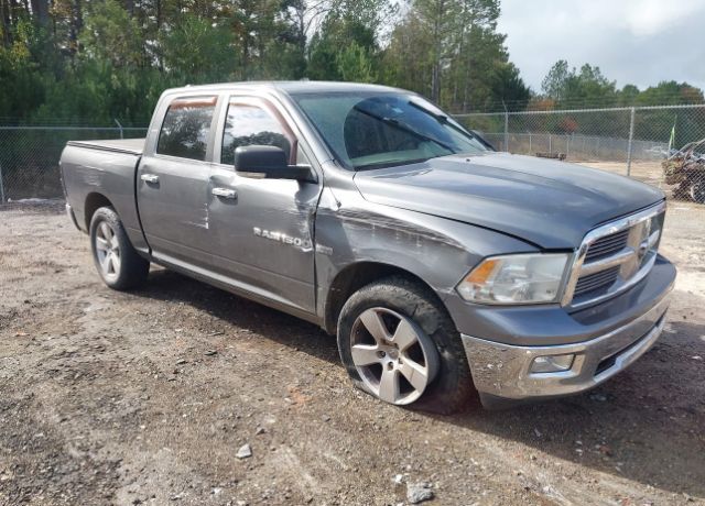 2011 DODGE Ram
