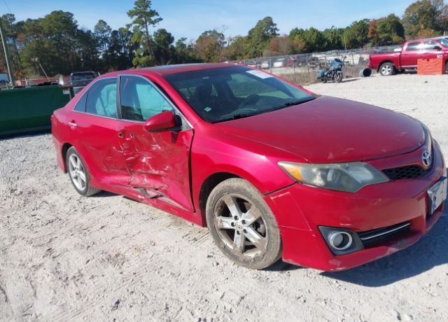 2013 TOYOTA Camry