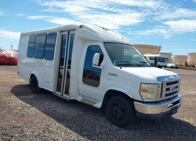 2011 FORD E-350