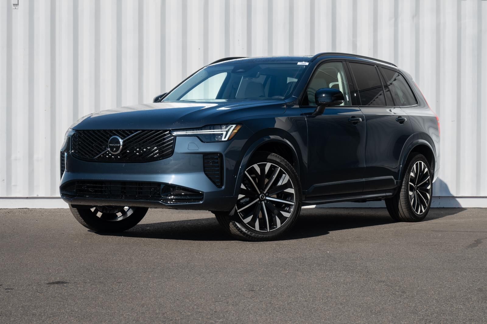 2026 VOLVO XC90