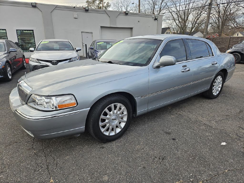 Lincoln Town Car