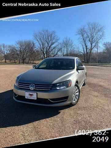 2014 VOLKSWAGEN Passat