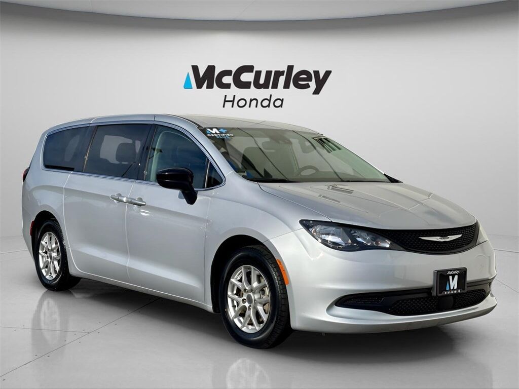 2024 CHRYSLER Voyager