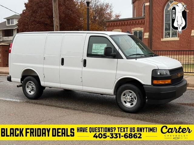 2025 CHEVROLET Express