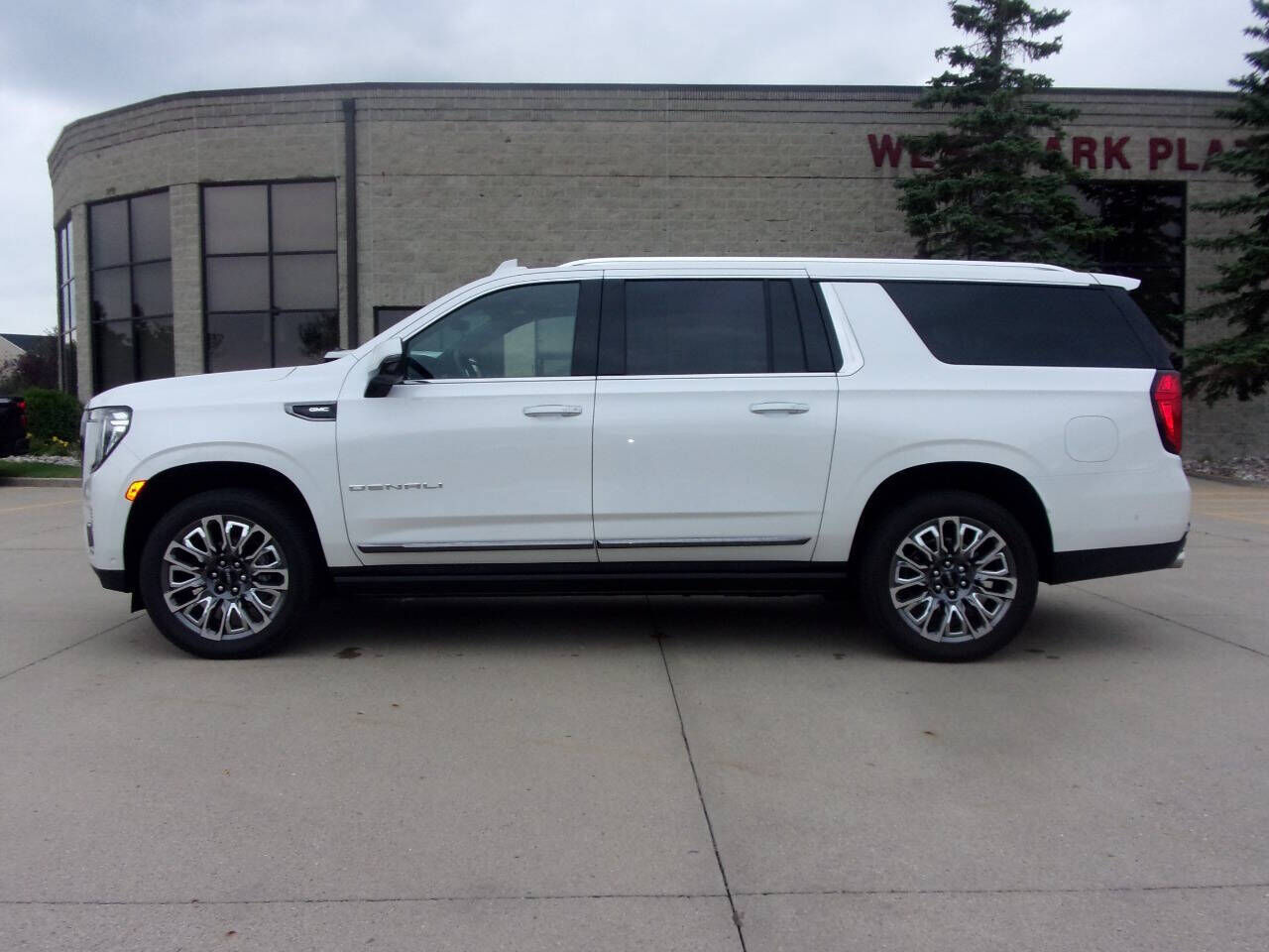 2024 GMC Yukon XL