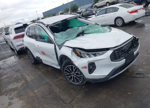 2023 FORD Escape