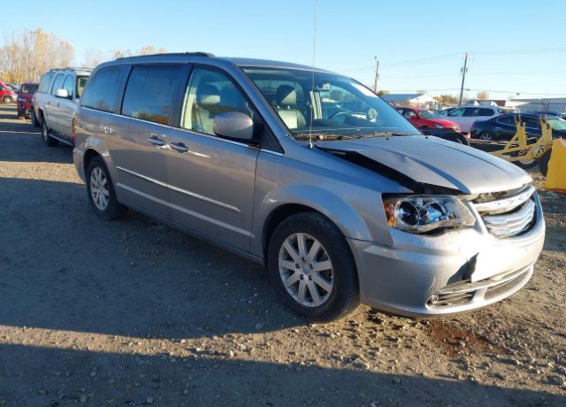 2016 CHRYSLER Town and Country
